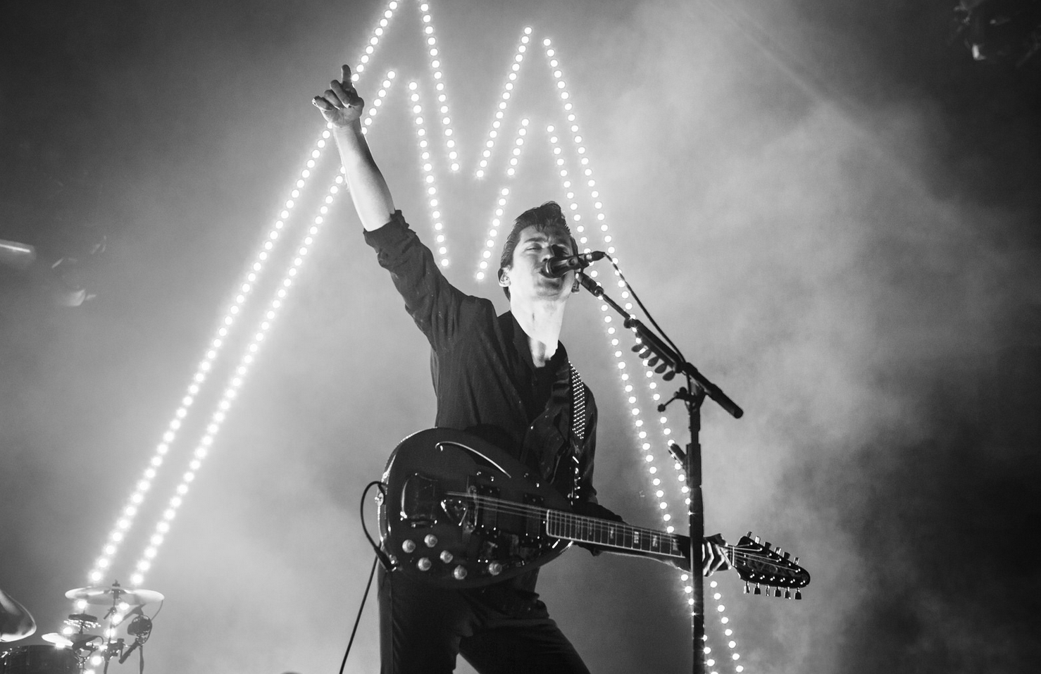 Arctic Monkeys AM Tour // Woof Magazine